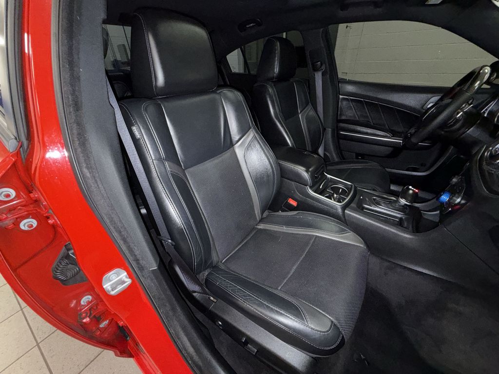 Thumbnail: 2016 Dodge Charger - 9