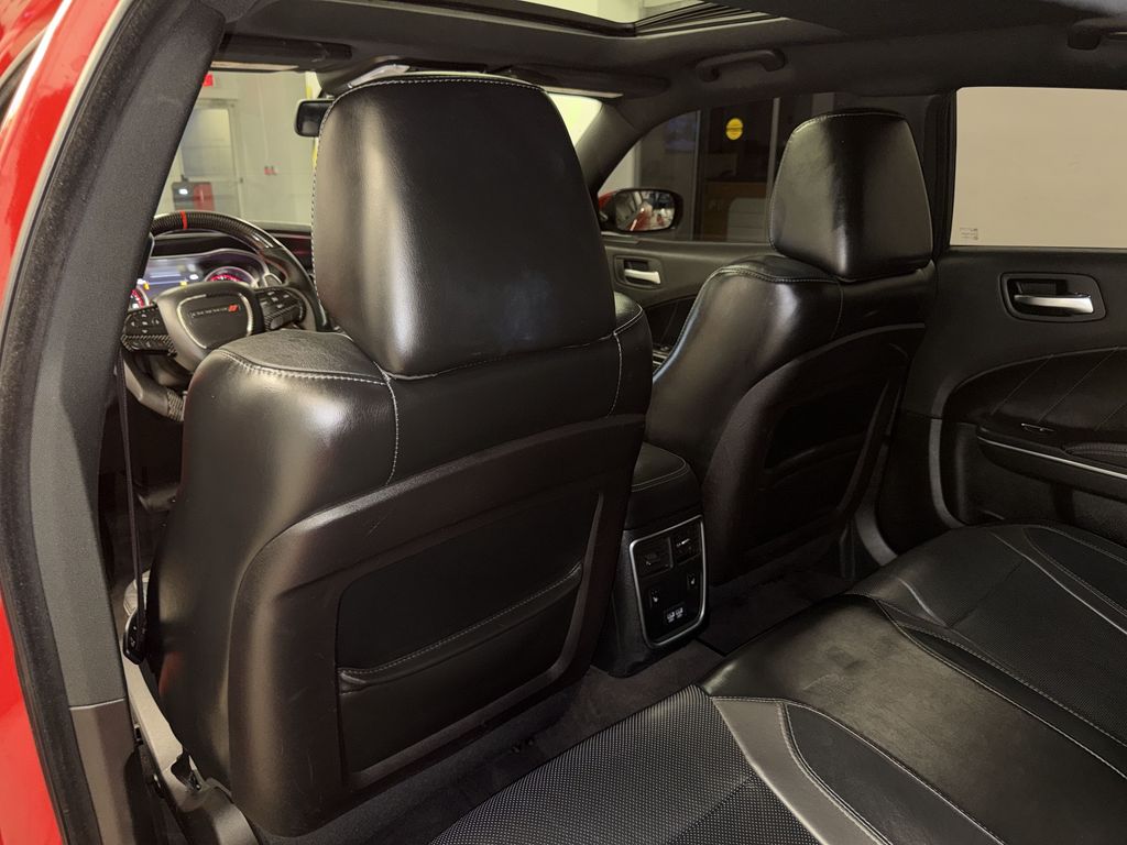 Thumbnail: 2016 Dodge Charger - 29