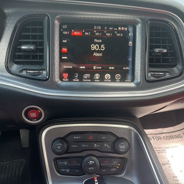 Thumbnail: 2016 Dodge Challenger - 11