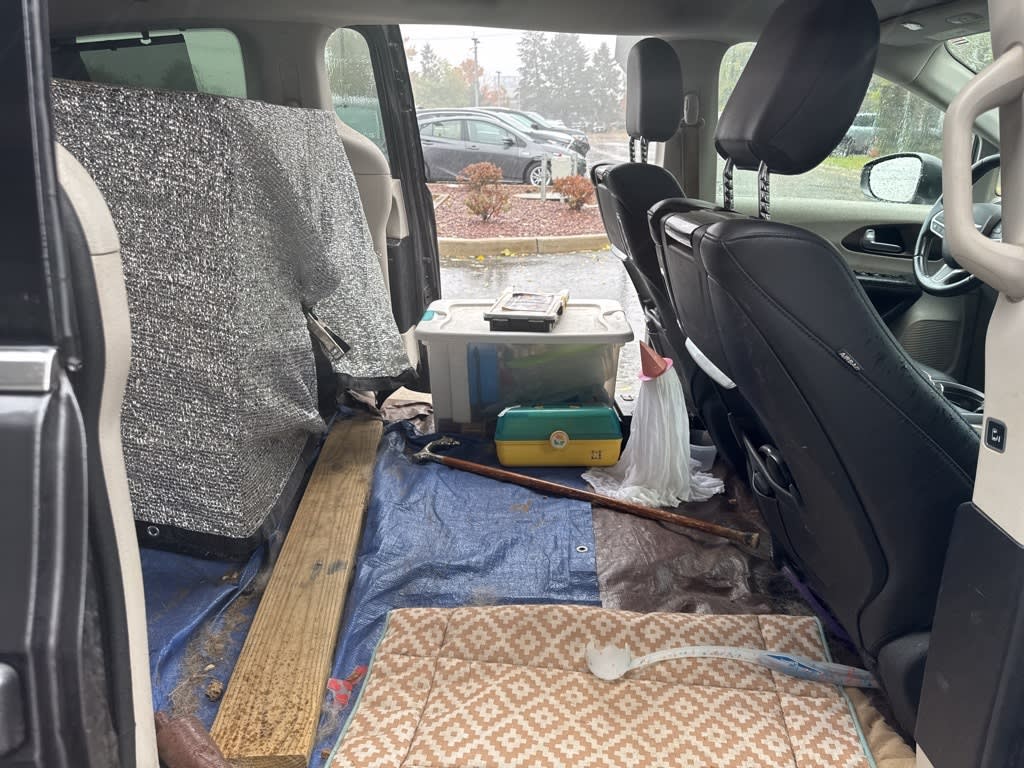 Thumbnail: 2017 Chrysler Pacifica - 23