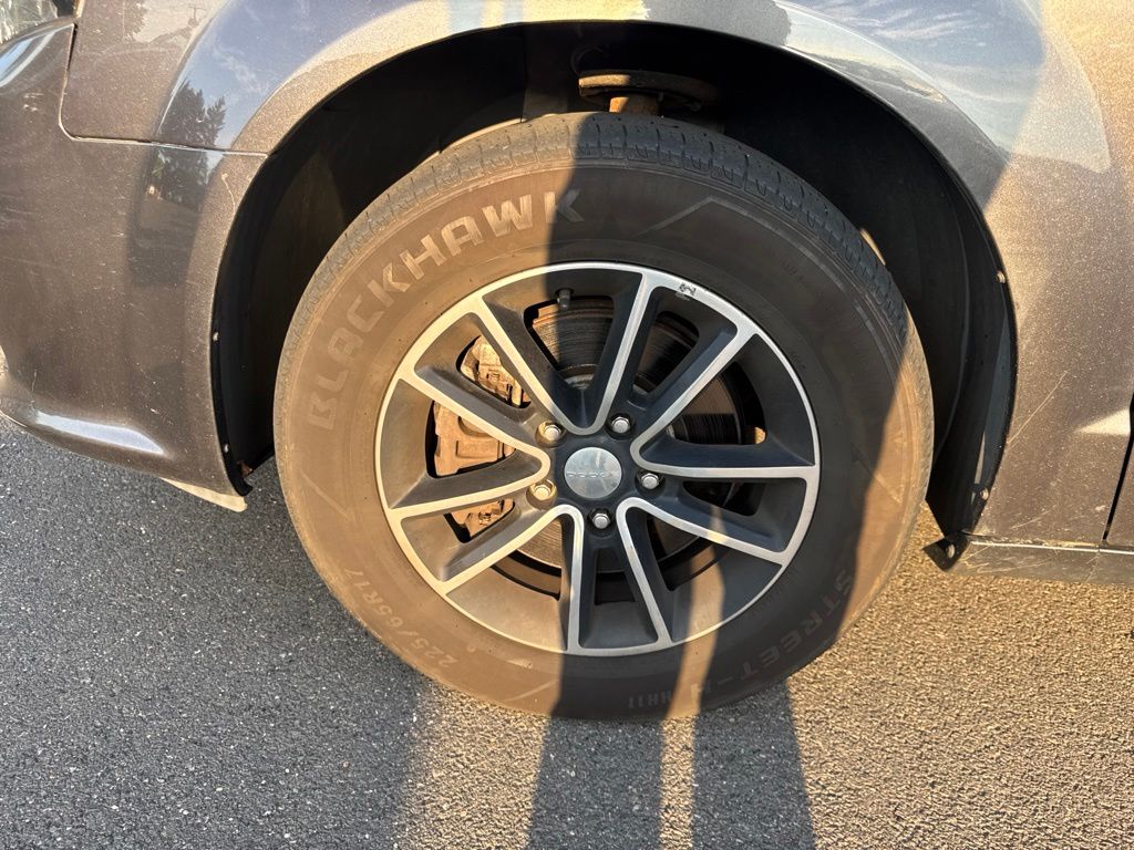 Thumbnail: 2018 Dodge Grand Caravan - 8