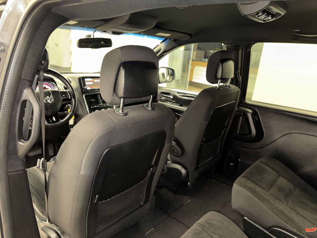 Thumbnail: 2018 Dodge Grand Caravan - 27