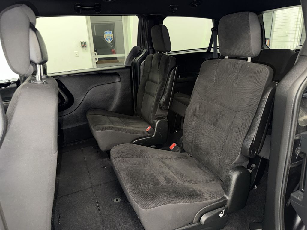 Thumbnail: 2018 Dodge Grand Caravan - 10