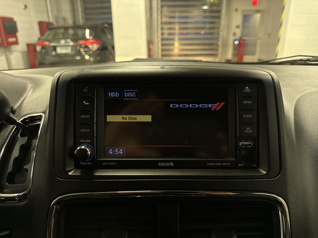 Thumbnail: 2018 Dodge Grand Caravan - 11