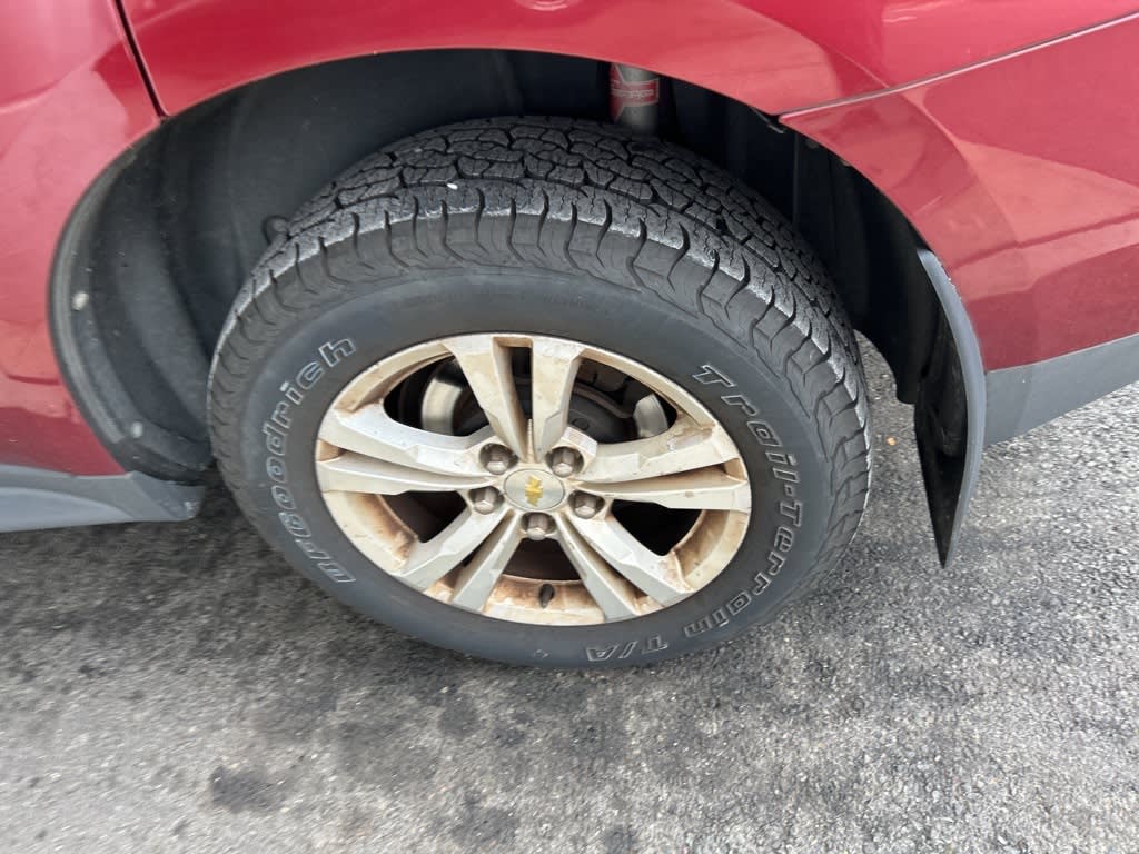 Thumbnail: 2011 Chevrolet Equinox - 24