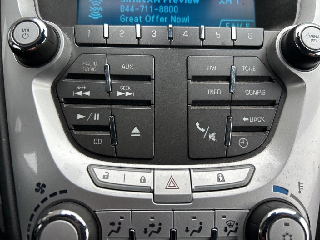 Thumbnail: 2011 Chevrolet Equinox - 18