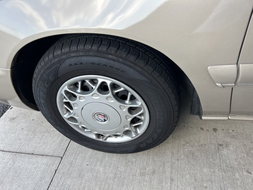 Thumbnail: 1999 Buick Century - 15