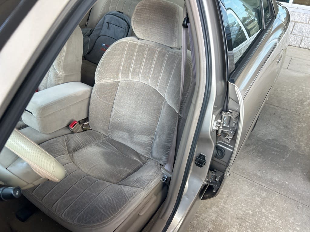 Thumbnail: 1999 Buick Century - 16