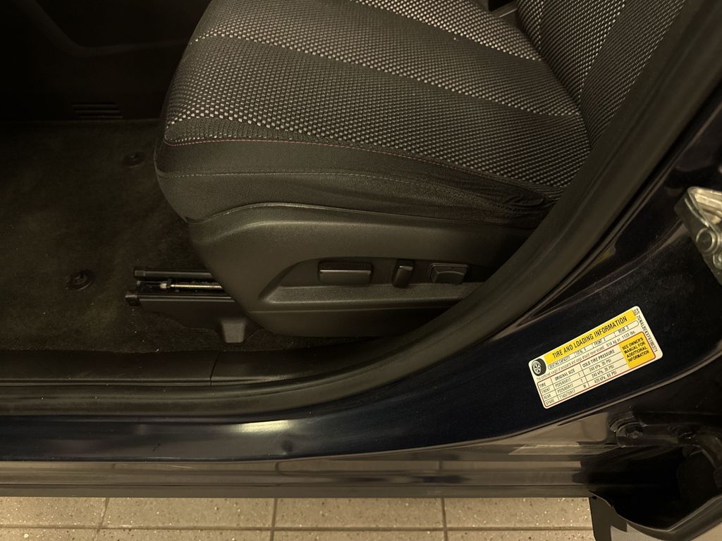 Thumbnail: 2015 Chevrolet Equinox - 25