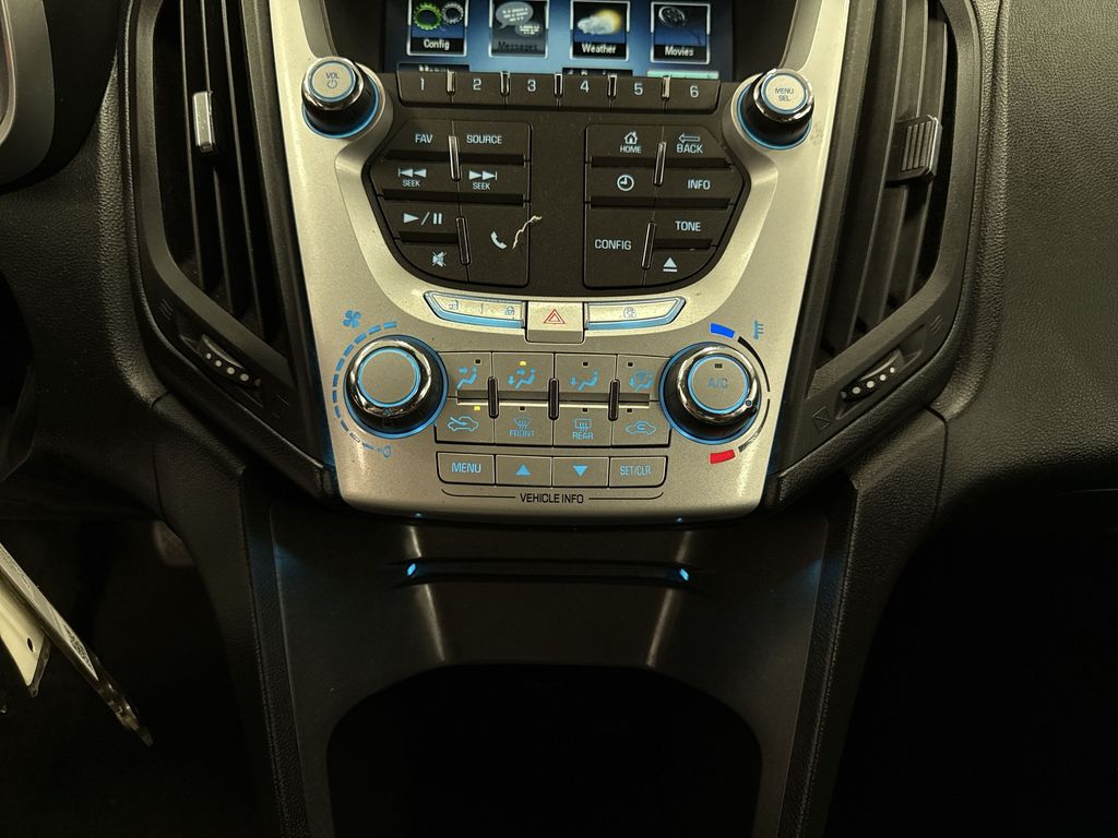 Thumbnail: 2015 Chevrolet Equinox - 23