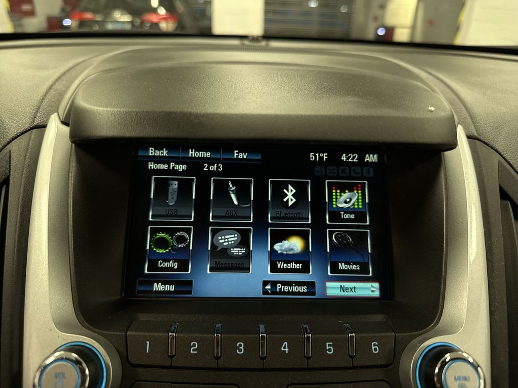 Thumbnail: 2015 Chevrolet Equinox - 12