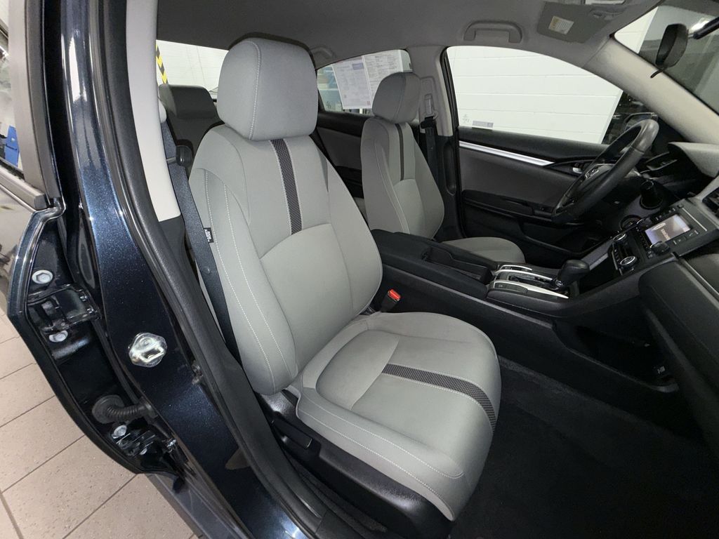 Thumbnail: 2019 Honda Civic - 10