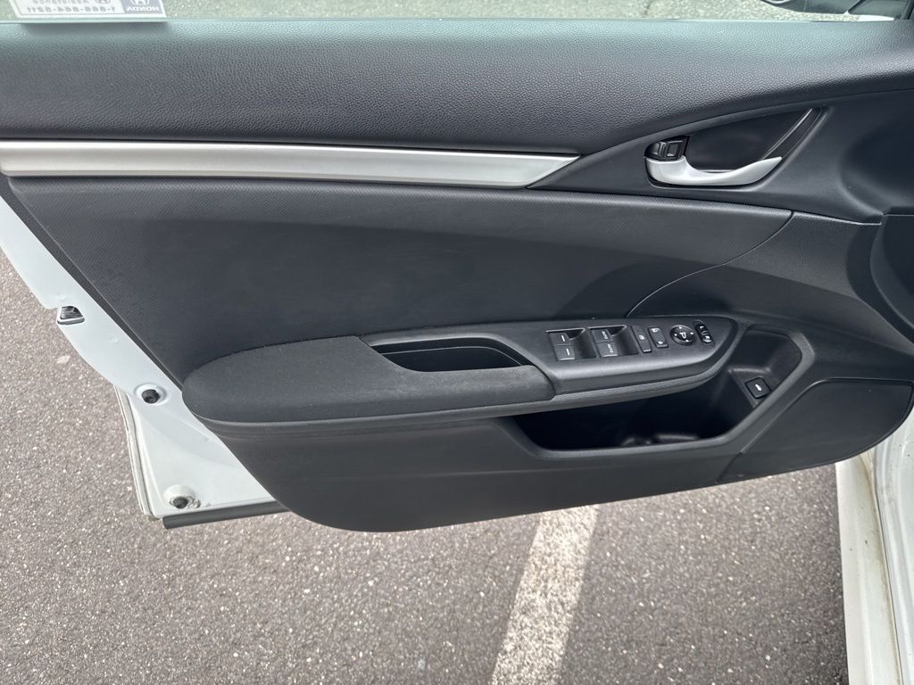 Thumbnail: 2020 Honda Civic - 17