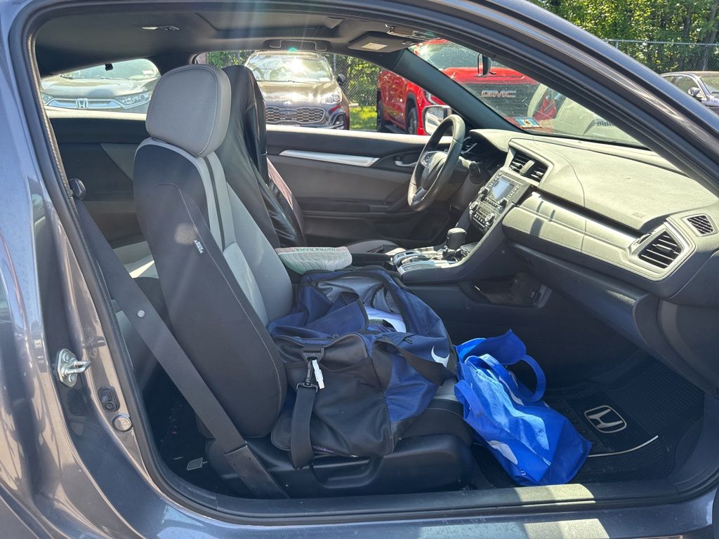 Thumbnail: 2016 Honda Civic - 11