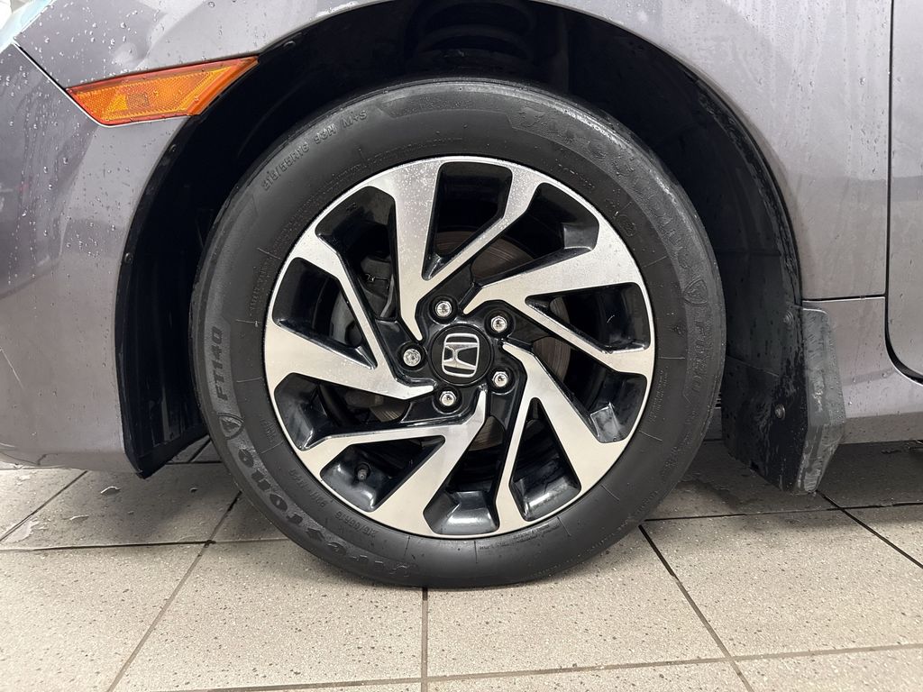 Thumbnail: 2018 Honda Civic - 6