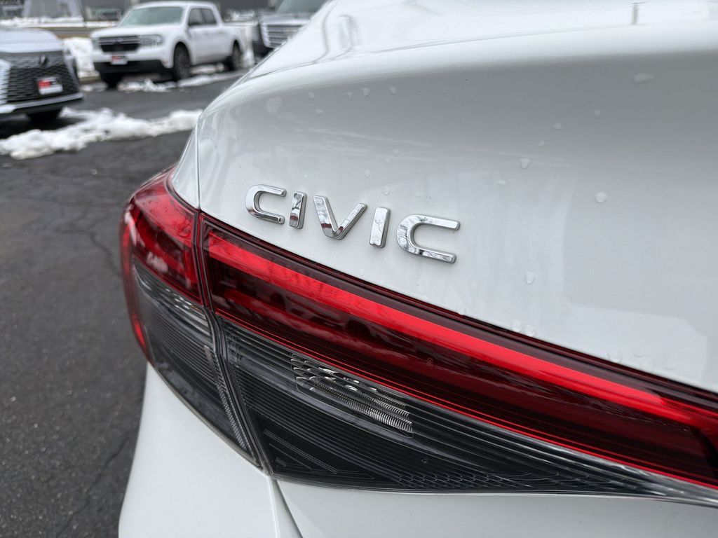 Thumbnail: 2023 Honda Civic - 6