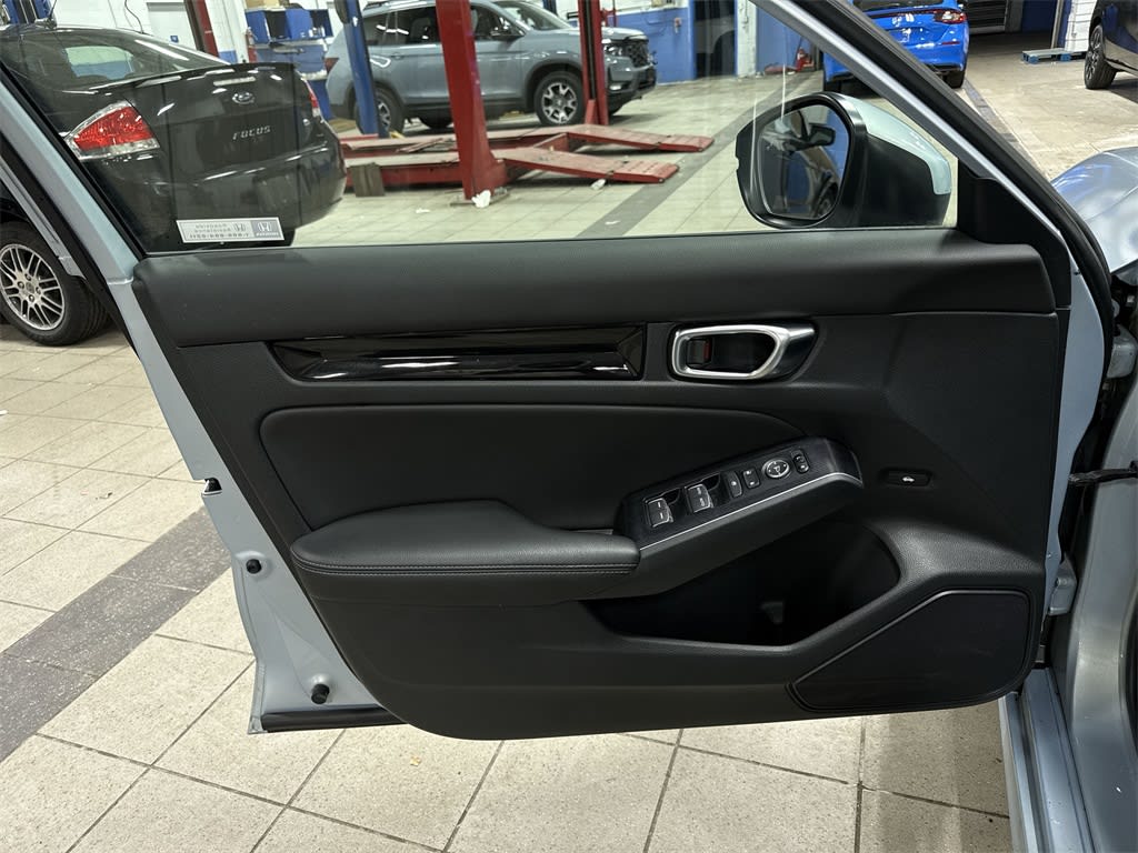 Thumbnail: 2023 Honda Civic - 33