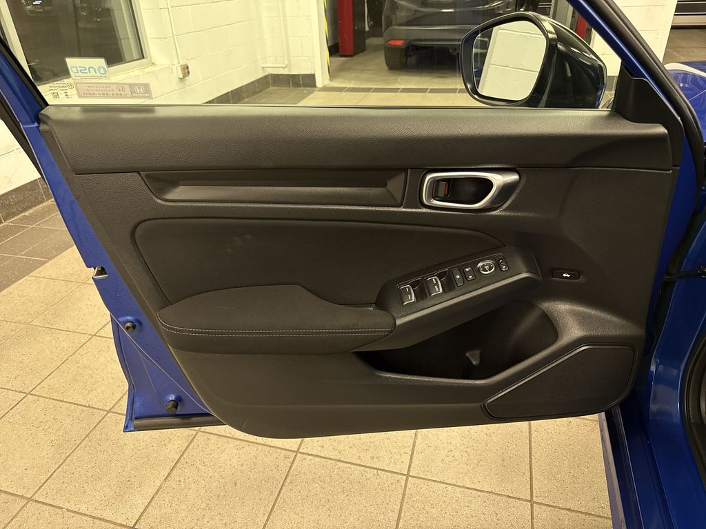 Thumbnail: 2023 Honda Civic - 30