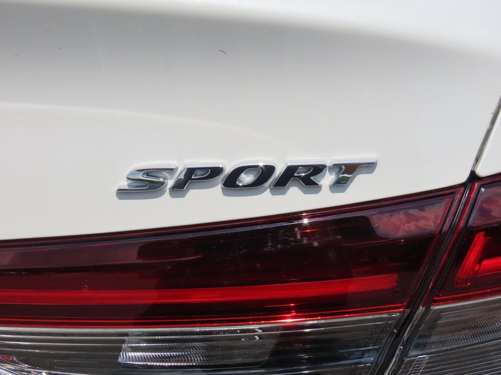 2025 Honda Civic Sport 19