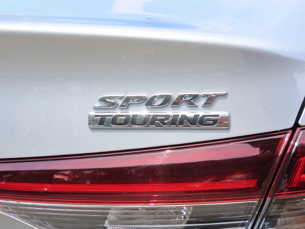 2025 Honda Civic Sport Touring 19