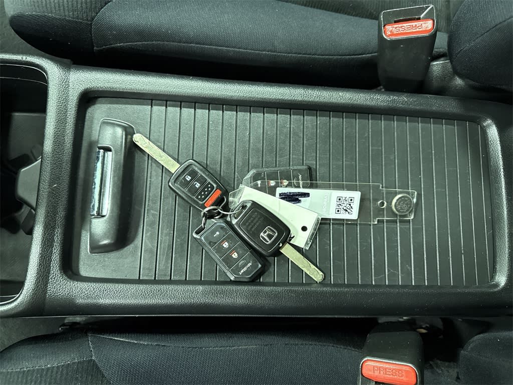 2014 Honda CR-V LX 15