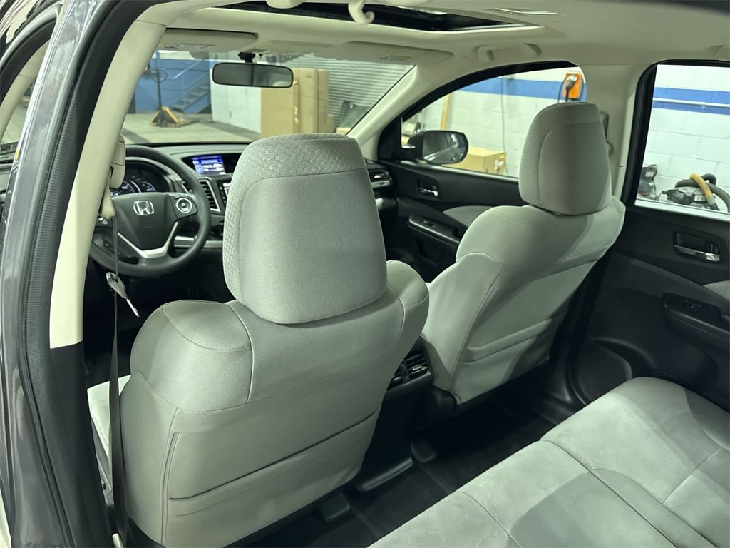 2015 Honda CR-V EX 29