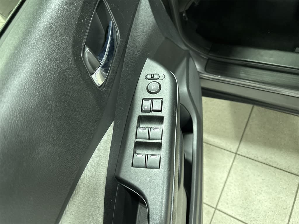 2015 Honda CR-V EX 23
