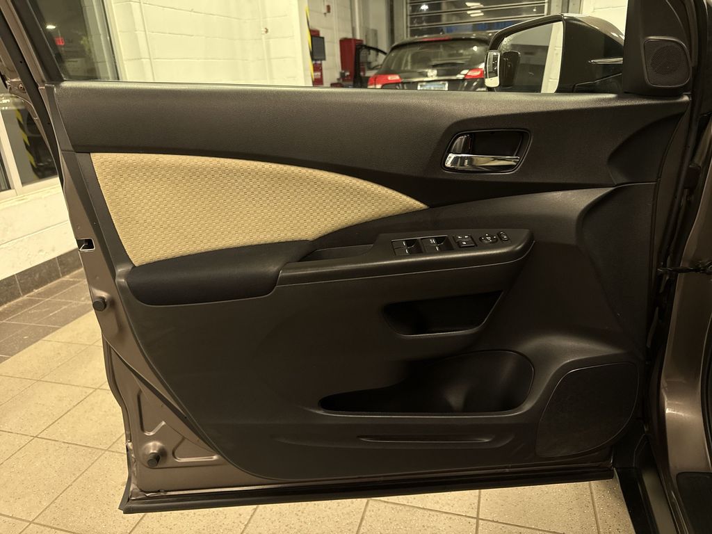 Thumbnail: 2016 Honda CR-V - 30
