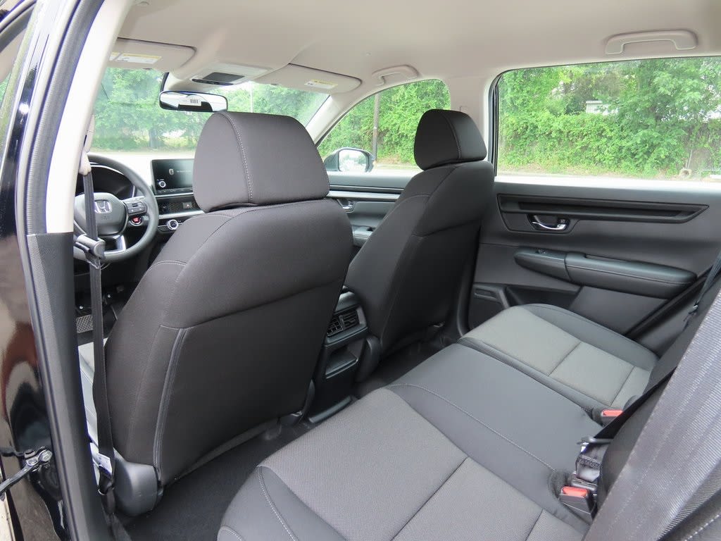 2025 Honda CR-V LX 19