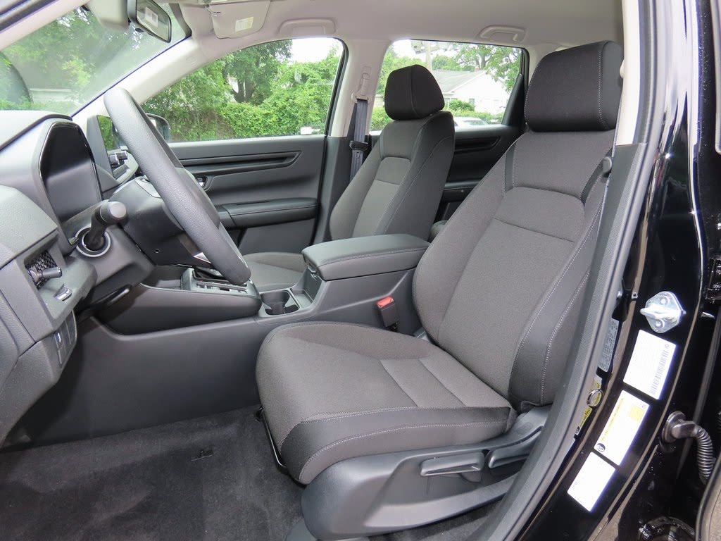 2025 Honda CR-V LX 12