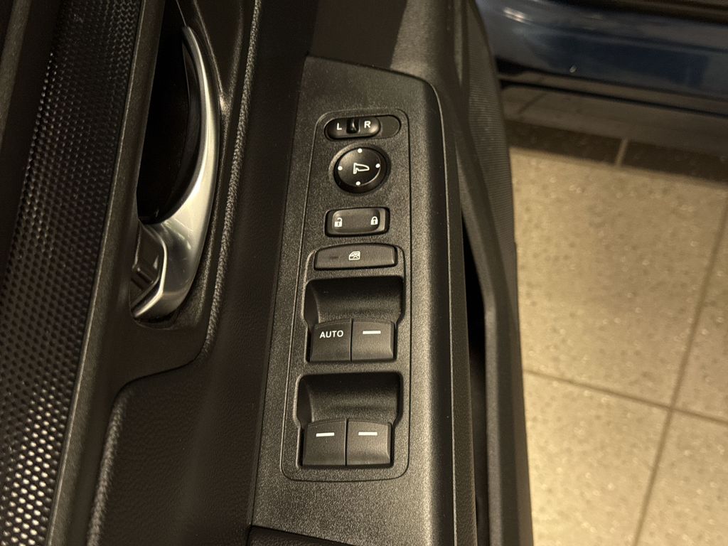 Thumbnail: 2024 Honda CR-V - 25
