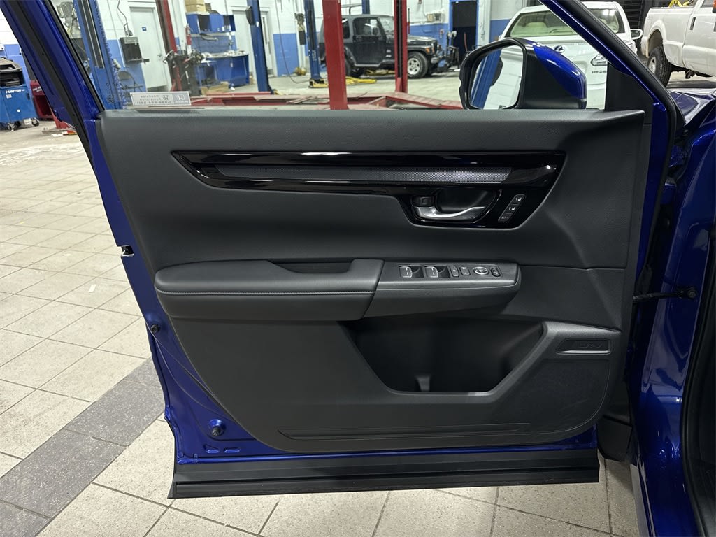 Thumbnail: 2023 Honda CR-V - 32