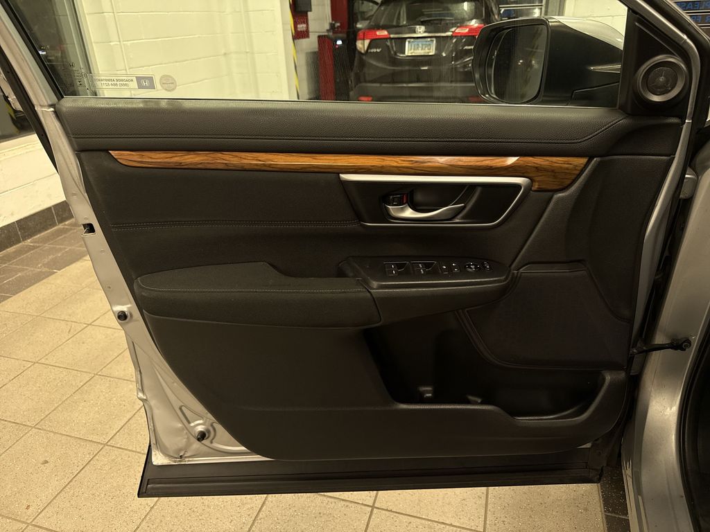 Thumbnail: 2018 Honda CR-V - 32