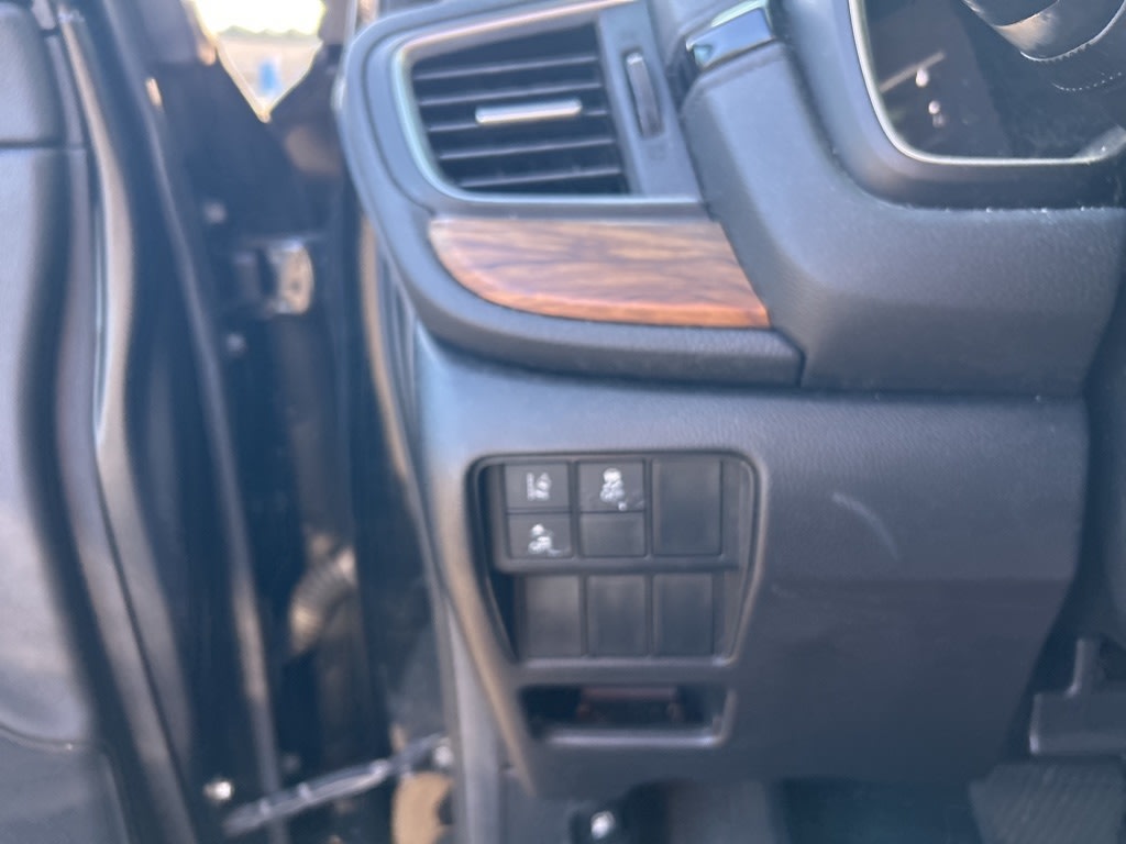 Thumbnail: 2017 Honda CR-V - 15