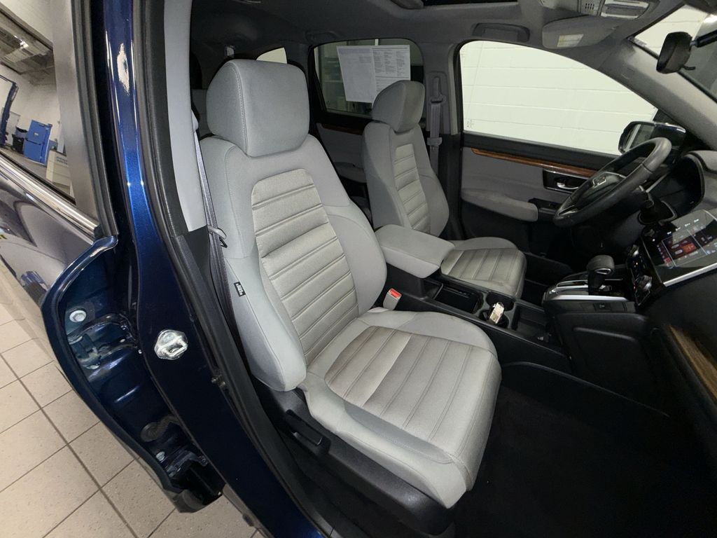 Thumbnail: 2017 Honda CR-V - 10