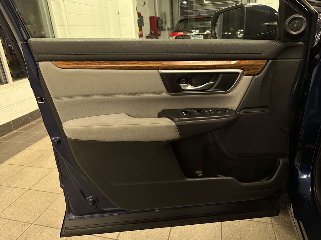 Thumbnail: 2017 Honda CR-V - 30