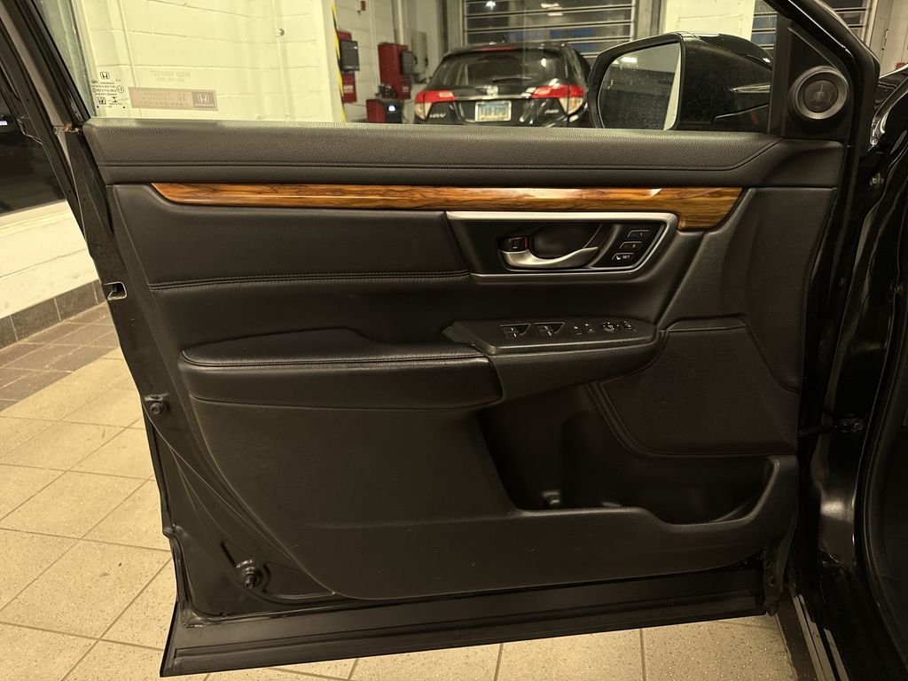 Thumbnail: 2018 Honda CR-V - 32