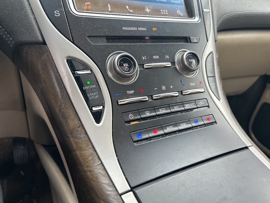 Thumbnail: 2016 Lincoln MKX - 9