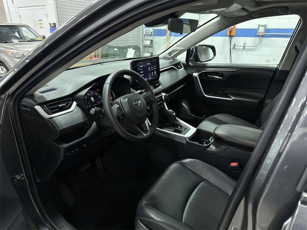 Thumbnail: 2023 Toyota RAV4 - 8