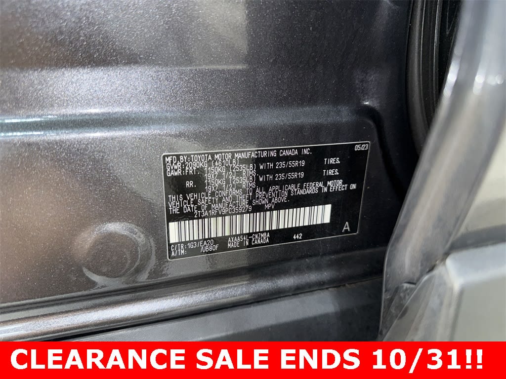 Thumbnail: 2023 Toyota RAV4 - 14