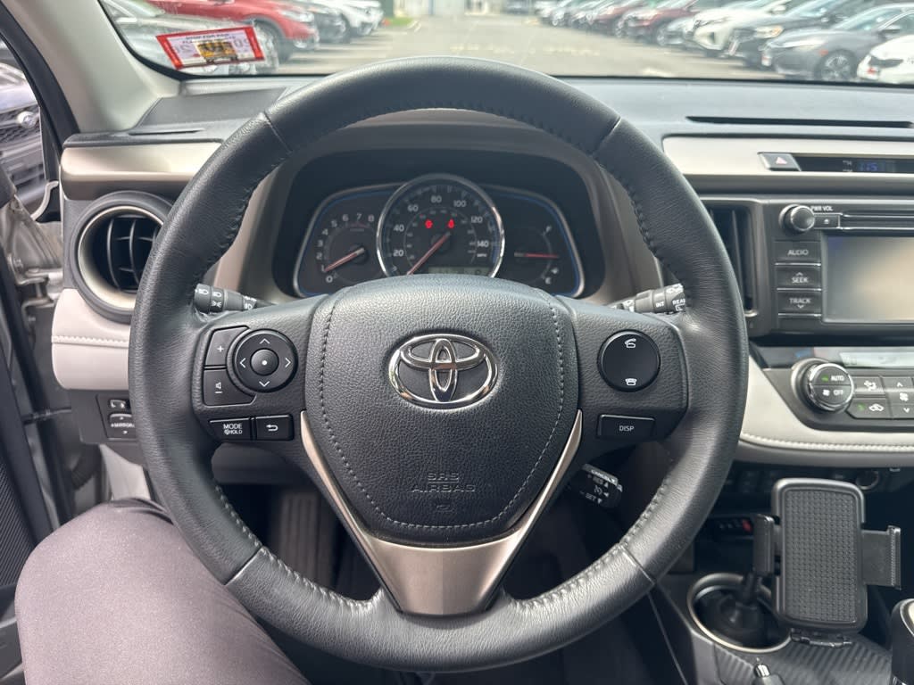 Thumbnail: 2013 Toyota RAV4 - 2