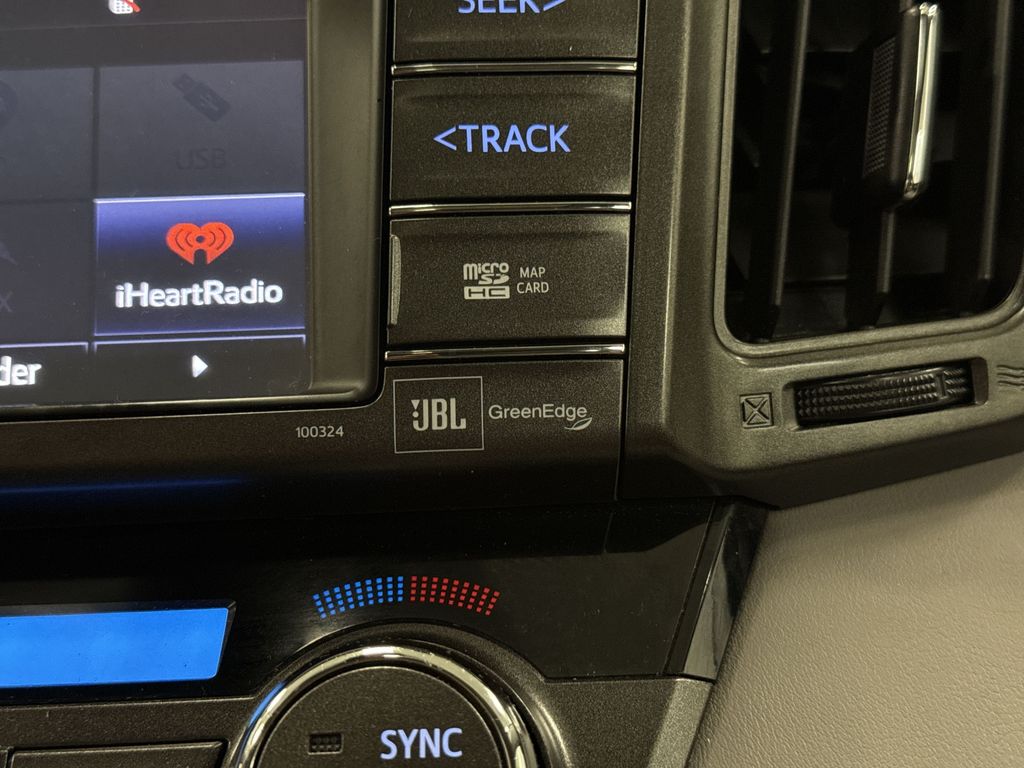 Thumbnail: 2015 Toyota RAV4 - 36