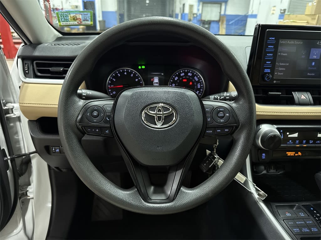 Thumbnail: 2020 Toyota RAV4 - 2