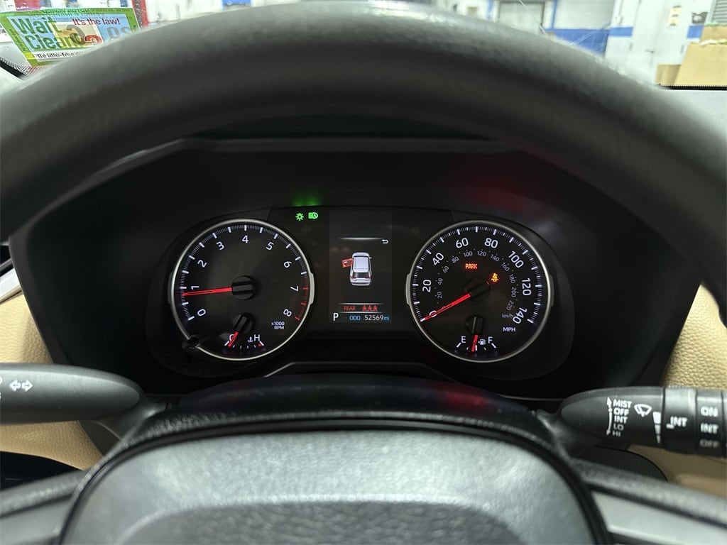 Thumbnail: 2020 Toyota RAV4 - 30