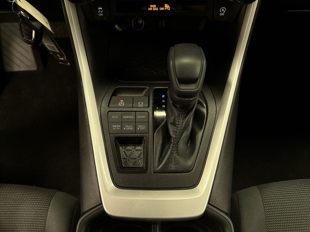 Thumbnail: 2023 Toyota RAV4 - 13