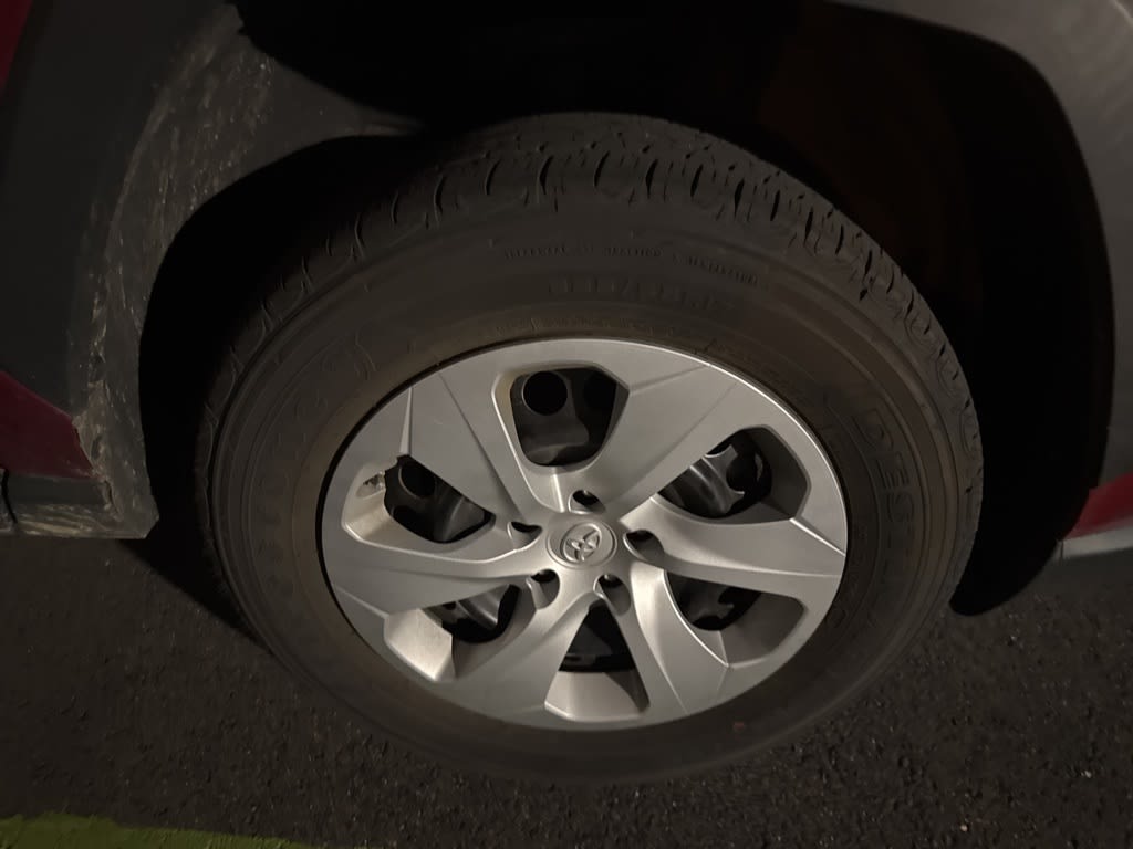 Thumbnail: 2024 Toyota RAV4 - 25