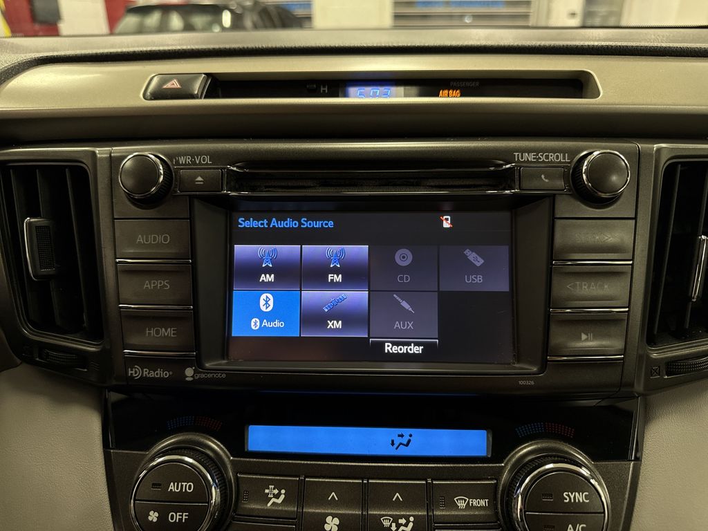 Thumbnail: 2014 Toyota RAV4 - 13