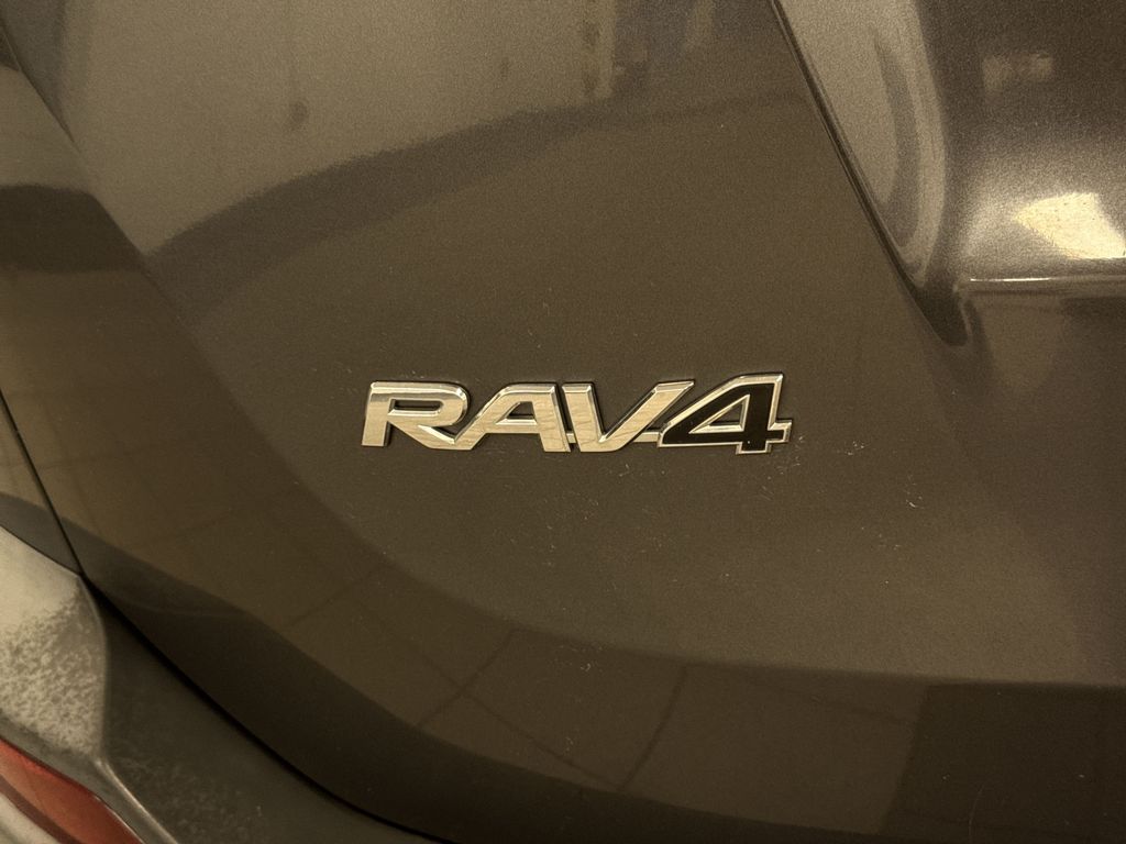 Thumbnail: 2014 Toyota RAV4 - 6