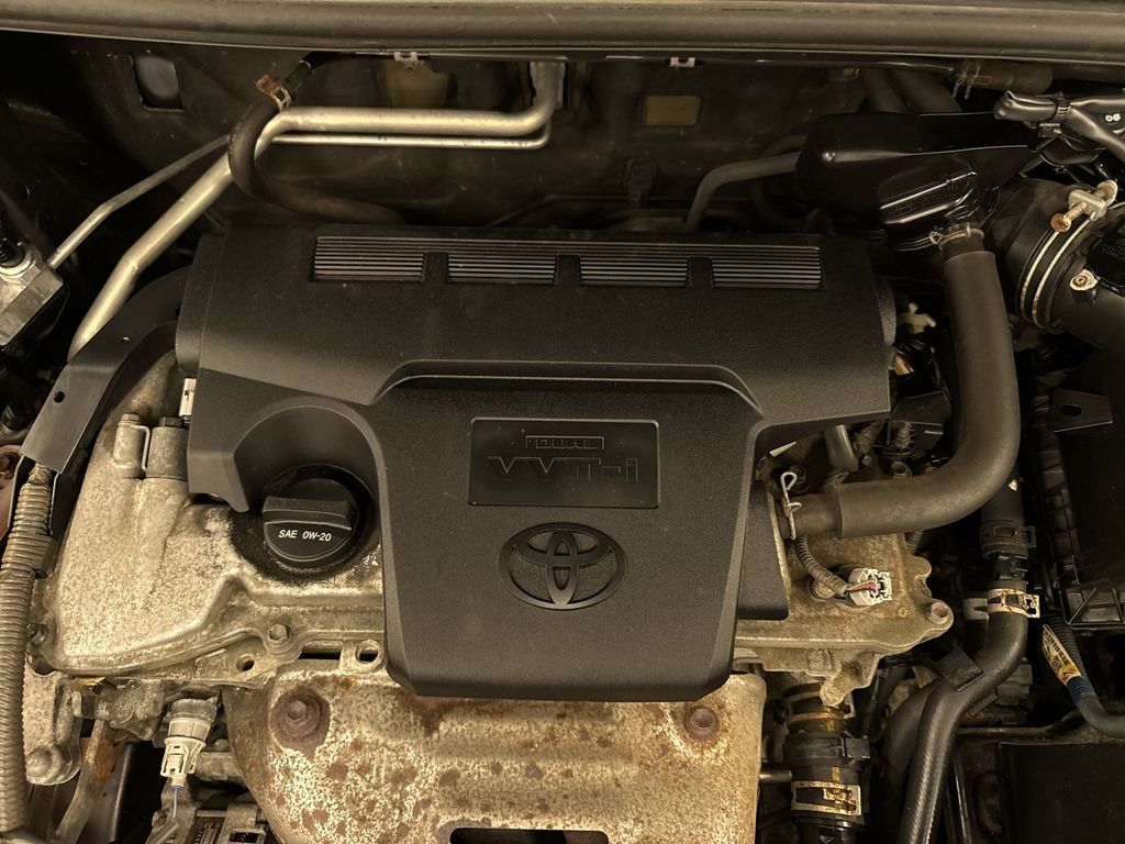 Thumbnail: 2014 Toyota RAV4 - 8