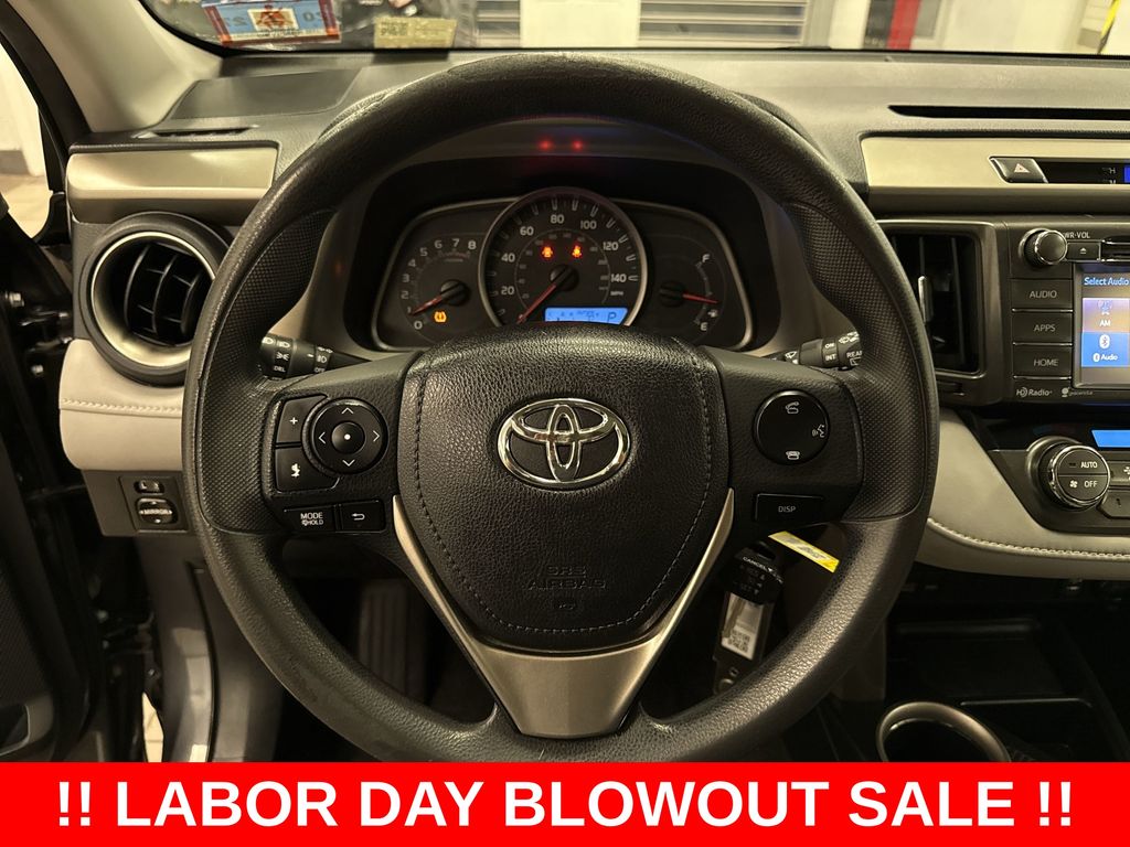 Thumbnail: 2014 Toyota RAV4 - 2